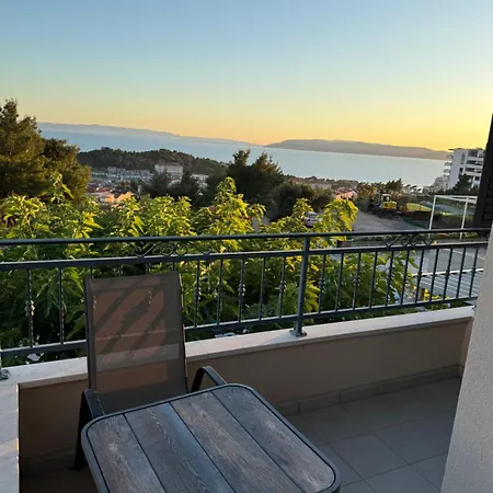 Aurea Apartment